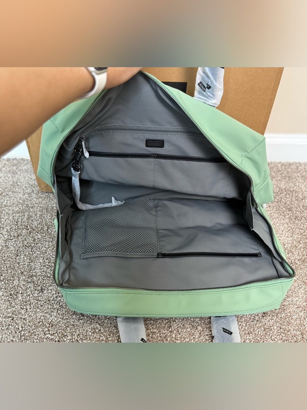 Away The Everywhere Bag - Picture 5 of 6